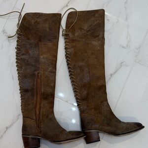 Distressed leather Brown Lace-Up Heeled Boots